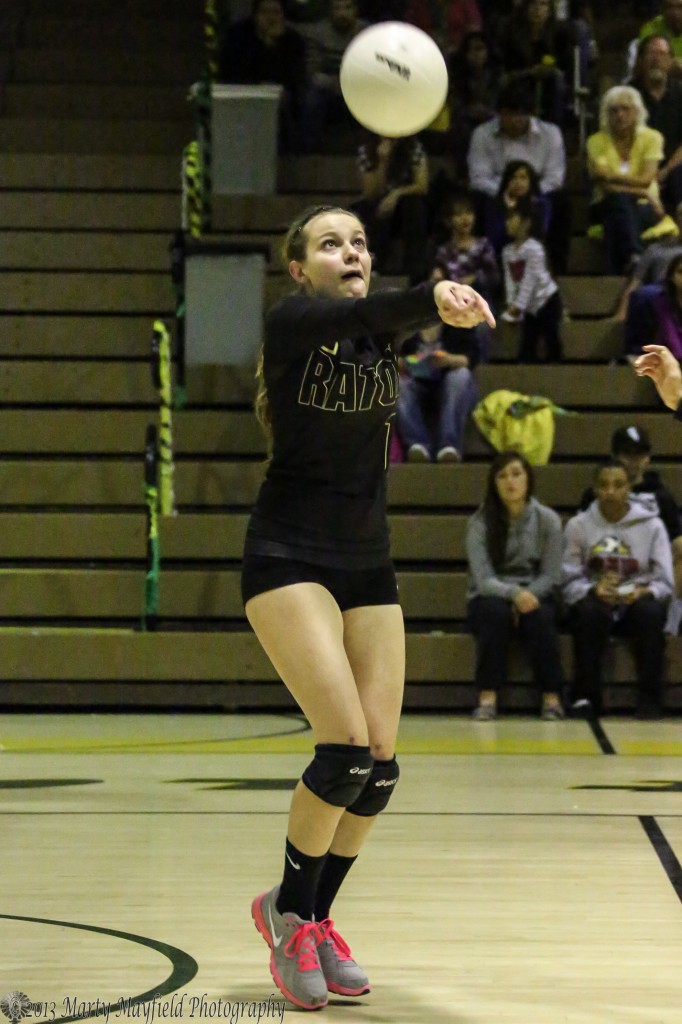 Senior Leah Cimino sets up to make the pass during the district match with West Las Vegas