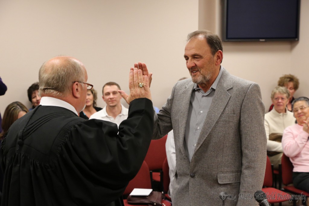 Donald Giacomo is sworn in by District Judge John Paternoster
