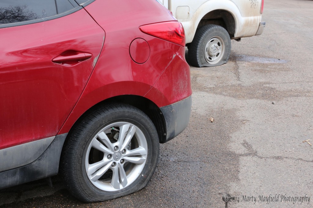 Raton residents woke up Saturday morning to find tires on their vehicles had been slashed sometime early saturday morning. 