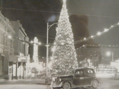 Christmas Tree -vintage Raton