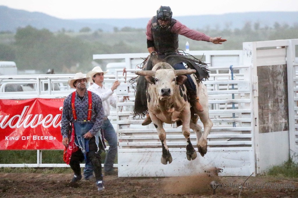 The bulls went 5-1 on the evening and this is just one of the reasons as this bull gets some major air and finally puts Josh Cain on the ground for a no score Saturday evening.