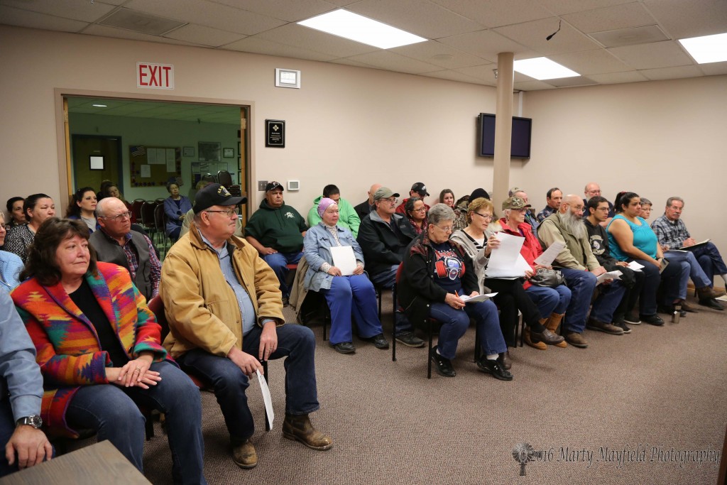 Raton residents filled the city commission meeting room at city hall Thursday evening to learn more about the neighborhood watch program in Raton.