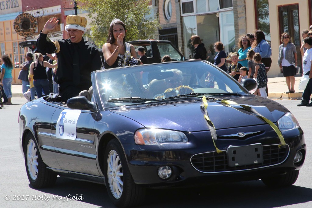 King Tristen Gallegos and Queen Natausha Ortega were driven by Bob Harris in the 2017 RHS Homecoming Parade.