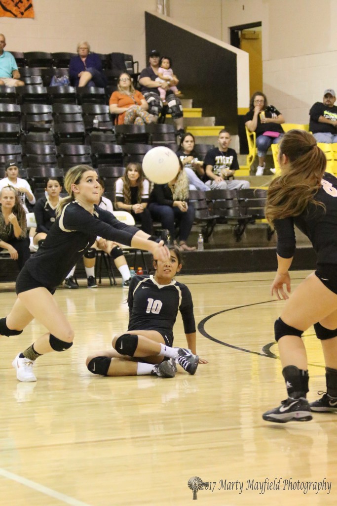 Camryn Mileta goes for the pass as Autumn Archuleta and Camryn Stoecker watch. 