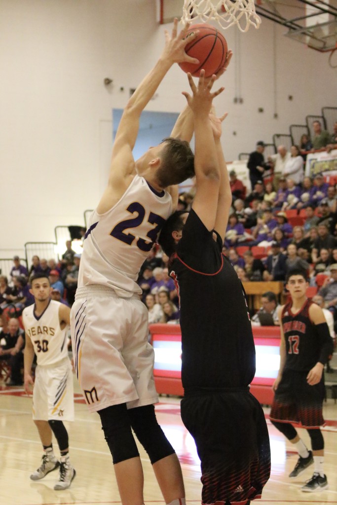 Kolton Riggs dominated the boards with 20 rebounds Thursday in Bernalillo against Springer