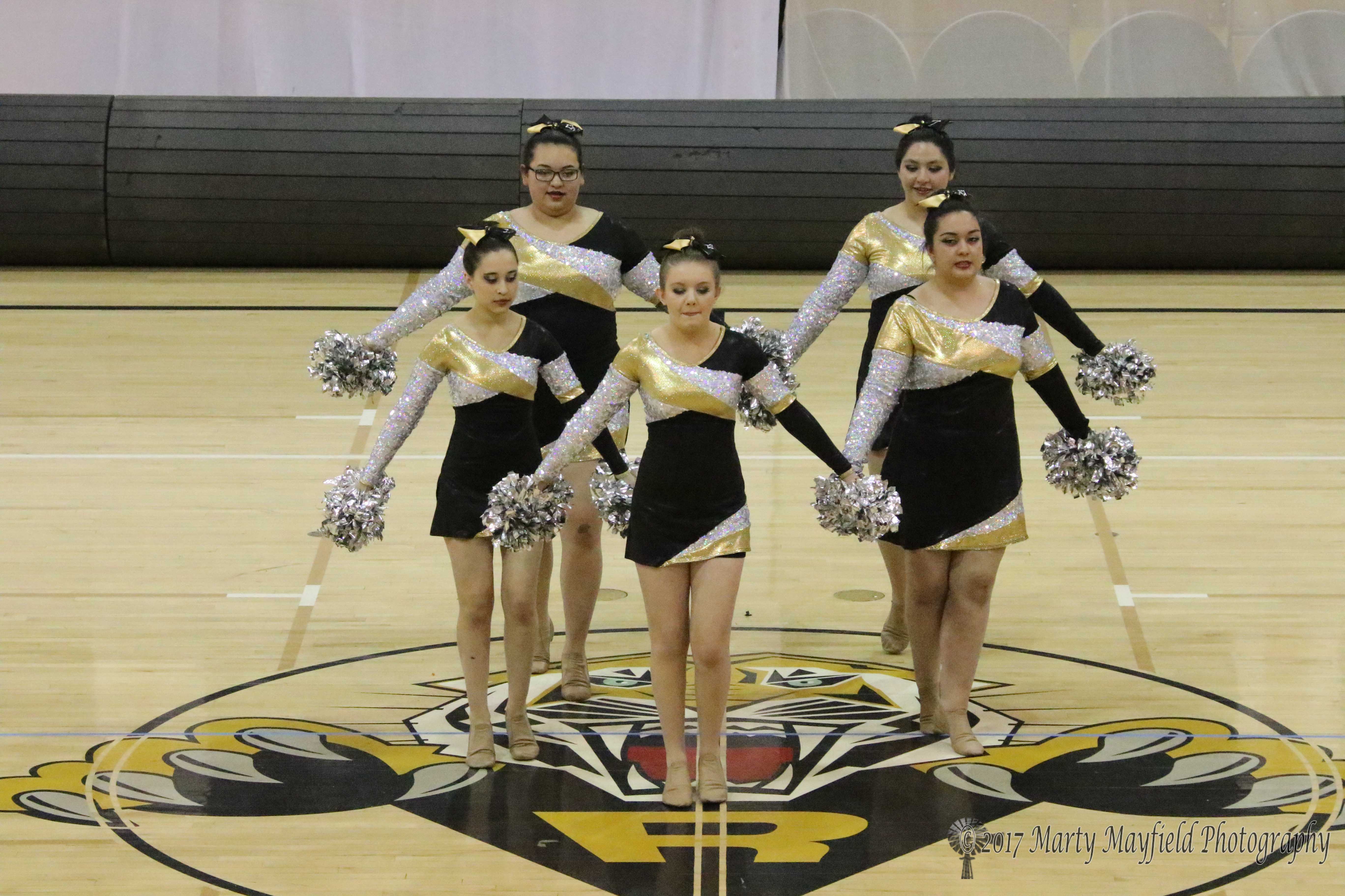 Rhs Cheer And Dance Teams Preview Their State Routines Krtn Enchanted