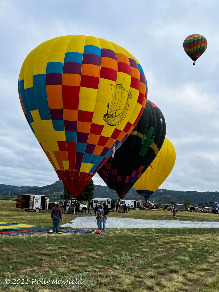 The 2021 Santa Fe Trail Balloon Rally Takes to the Skies over Raton